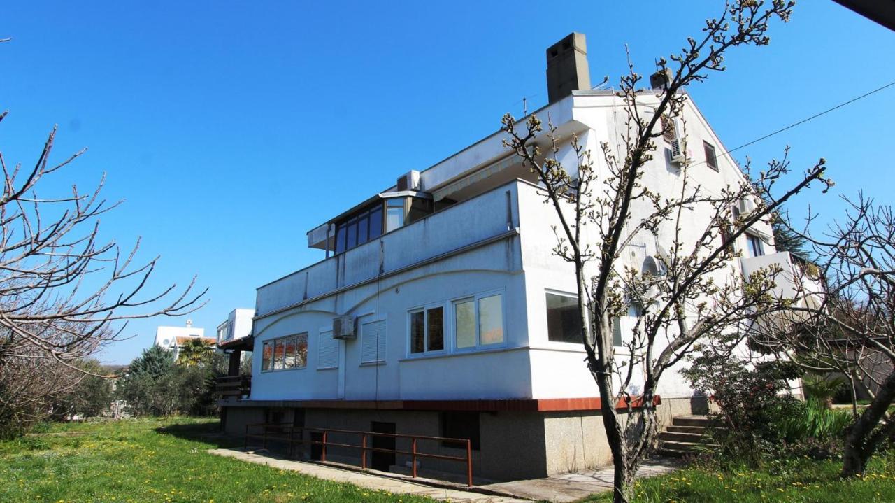 Apartments Tomislav Malinska Esterno foto
