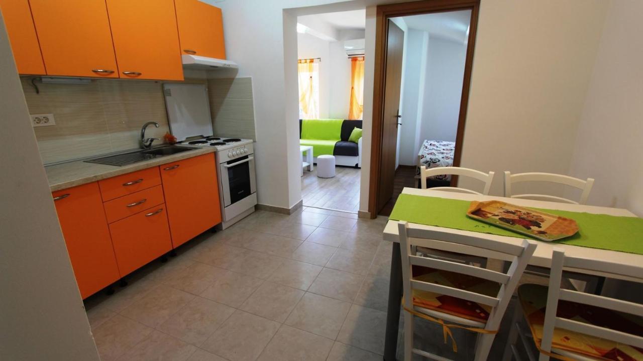 Apartments Tomislav Malinska Esterno foto